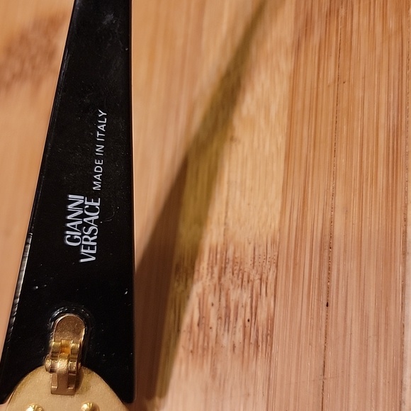 Gianni Versace sunglasses mod 423 col 852 black frame Versace vintage sunglasses - Picture 6 of 7